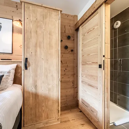 Opale - By Emerald Apartment *